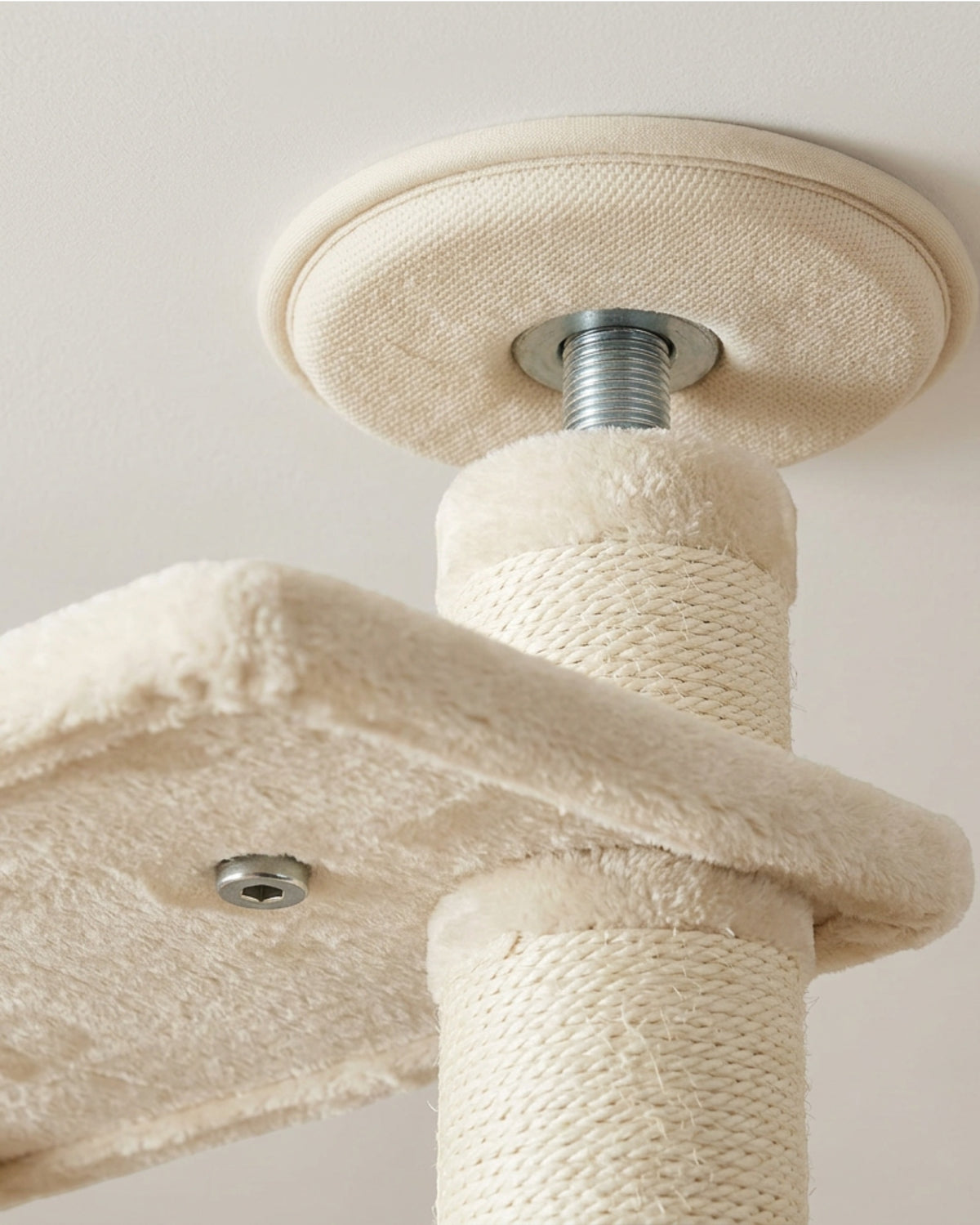 Mkvhg Adjustable Tension Cat Tower 94-102 in Cream - Detail view